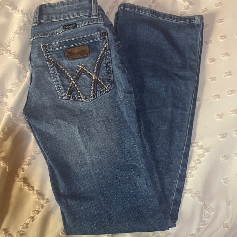 Wrangler Women's Classic Blue Boot Cut Jeans
